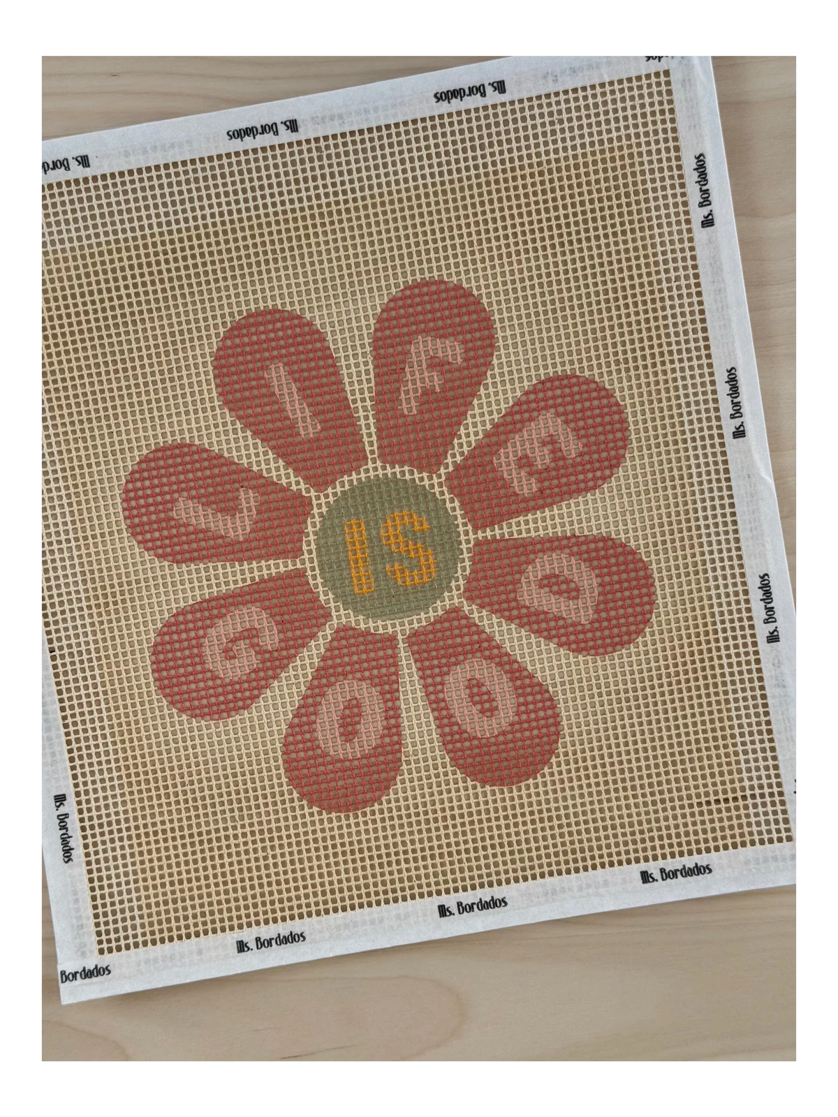 Kit de bordado sobre cañamazo | Life is Good - Ms. Bordados