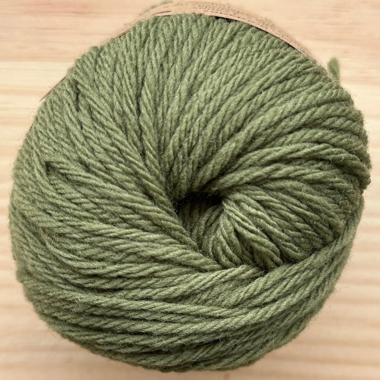 Ovillo de Lana 100% Española - Verde seco - detalle