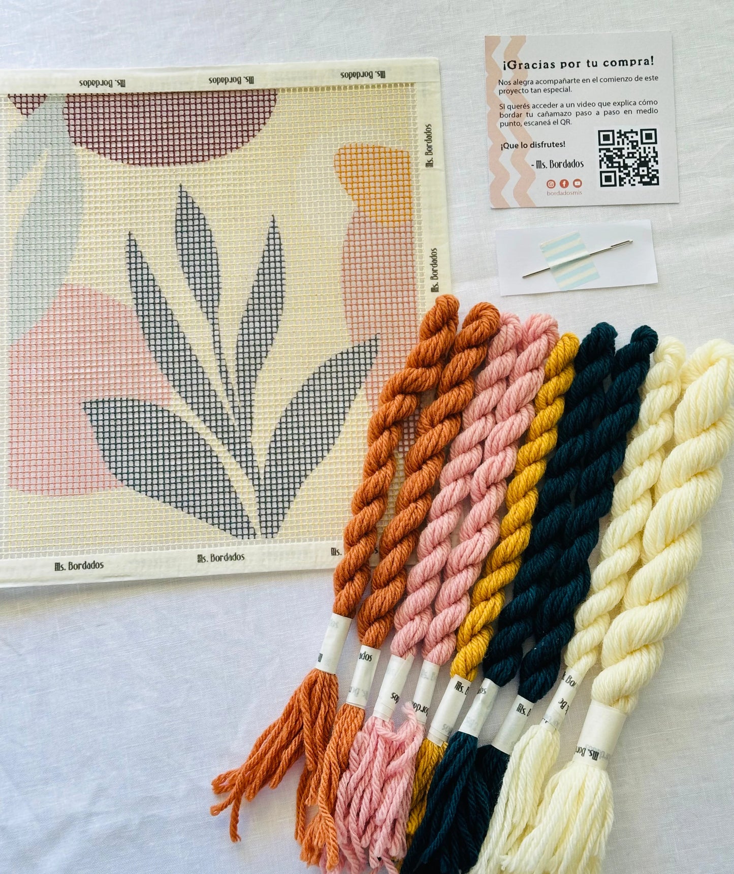 Kit de bordado sobre cañamazo | Montpelier - Ms. Bordados