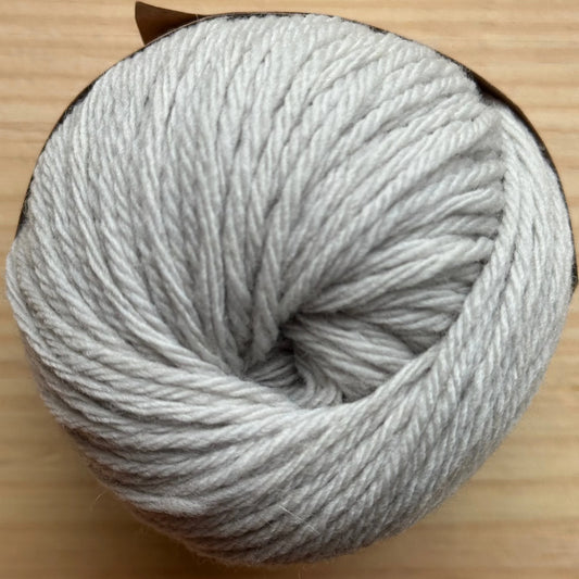 Ovillo de Lana 100% Española - Gris perla