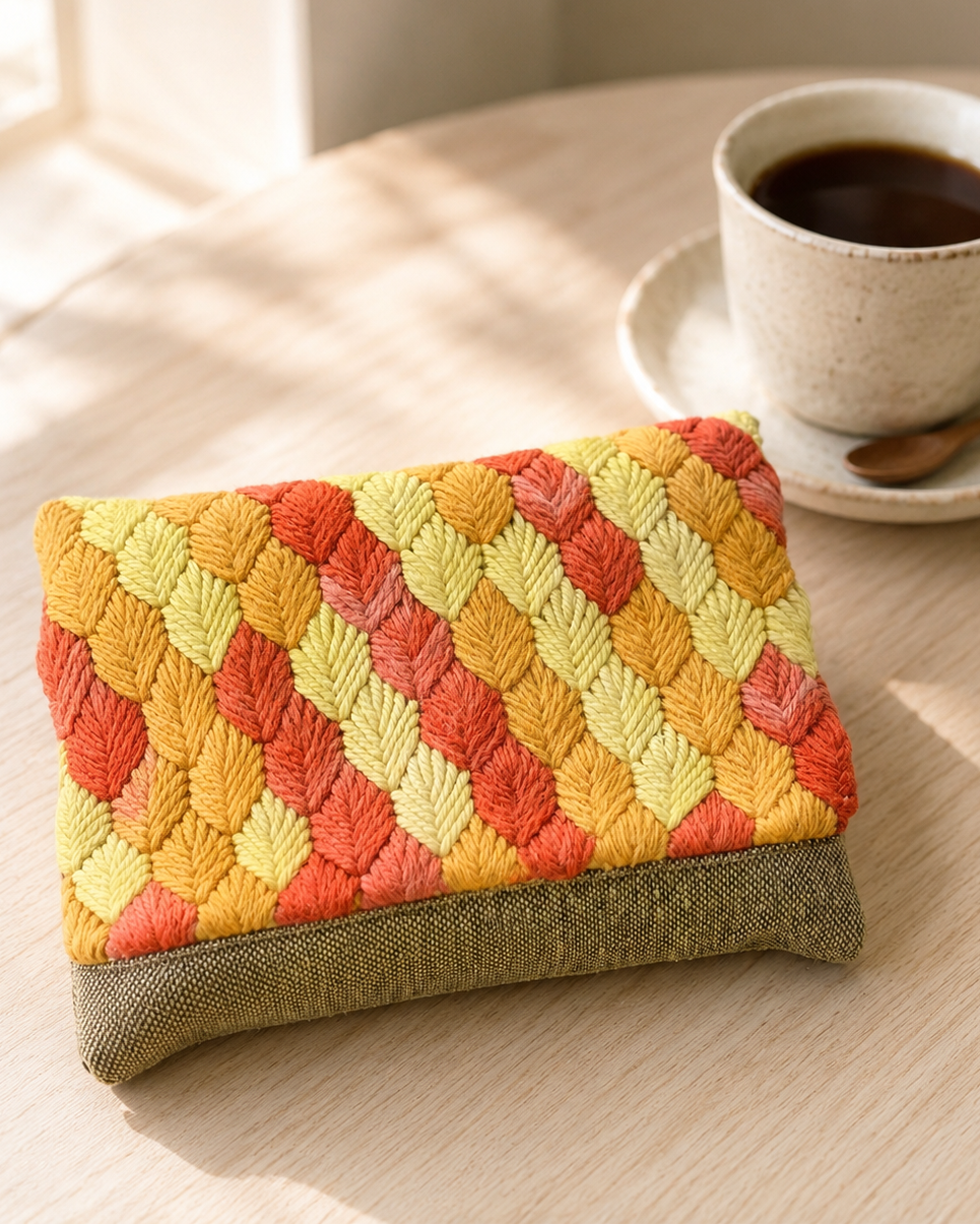 Canvas embroidery kit - Leaves Fuego Sunglasses Case