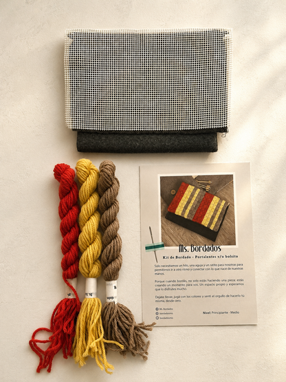 Kit de bordado en cañamazo - Bolsito Cleo - Ms. Bordados