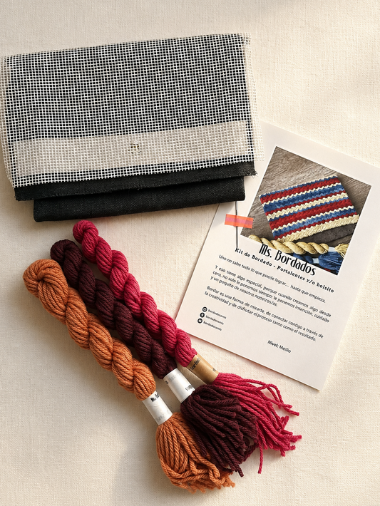 Canvas embroidery kit - Diagonal Granada Bag