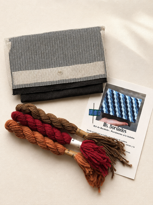 Kit de bordado en cañamazo - Bolsito Pez Tierra - Ms. Bordados