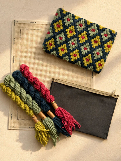 Kit de bordado en cañamazo Bolsito Reed: bolsito terminado con lanas y cañamazo - Ms. Bordados