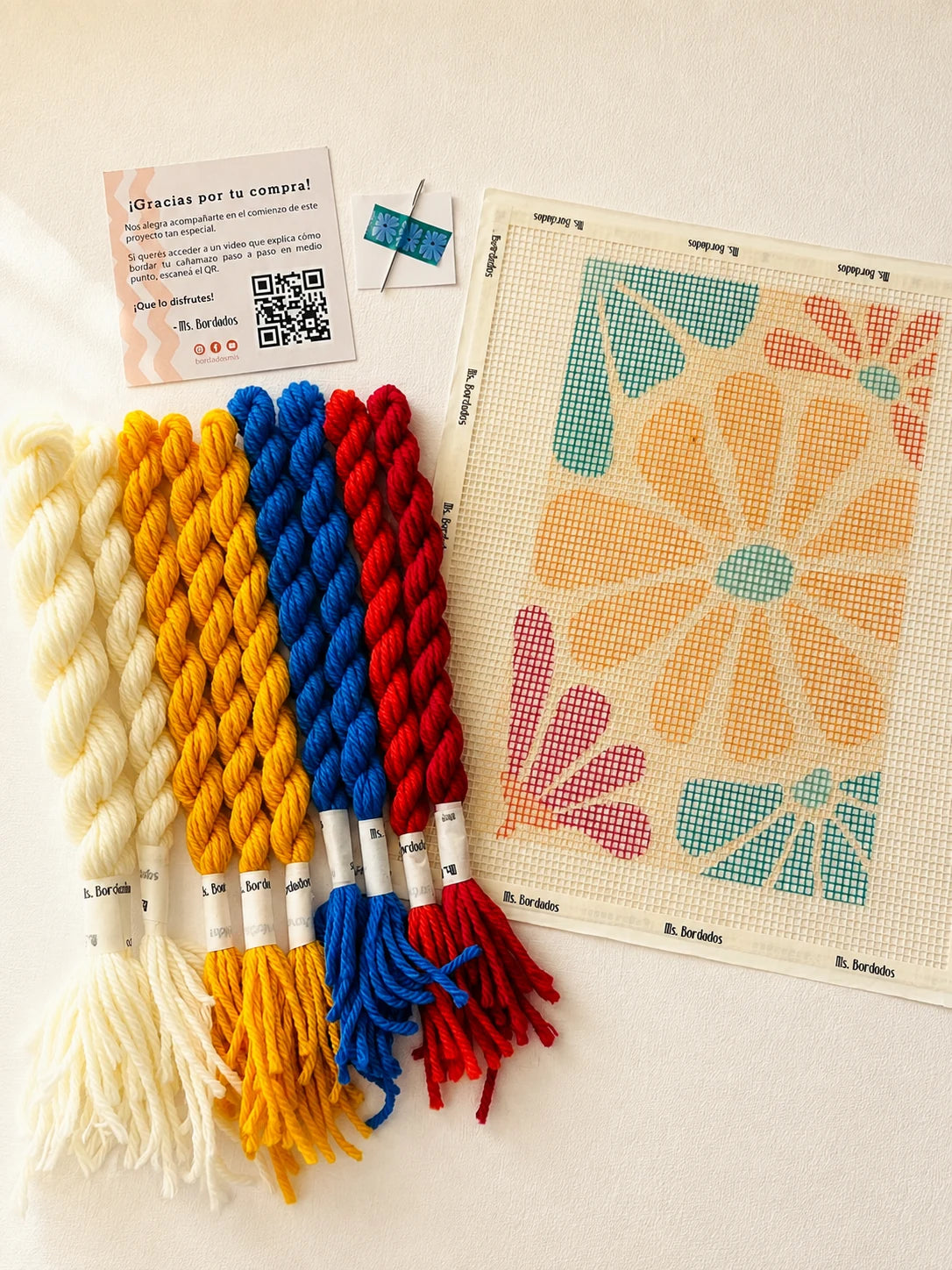Kit de bordado sobre cañamazo Byron con cañamazo impreso y lanas - Ms. Bordados