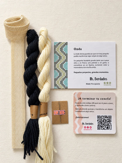 Kit de bordado sobre cañamazo - Franja Onda Cebra