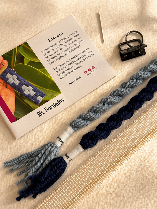 Canvas embroidery kit - Cruces Blue Keyring