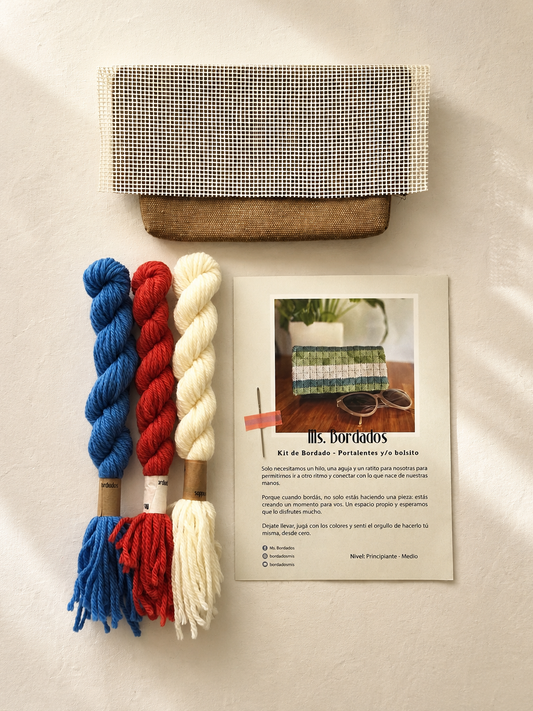 Kit de bordado en cañamazo - Portalentes Cleo Nacional - Ms. Bordados