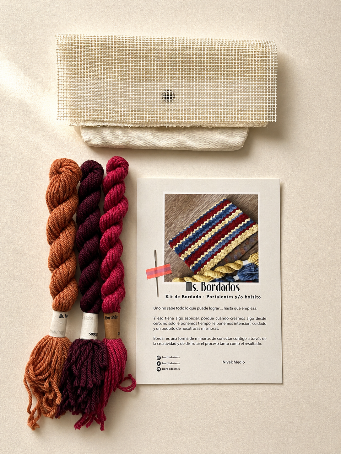 Canvas embroidery kit - Diagonal Granada Sunglasses Case