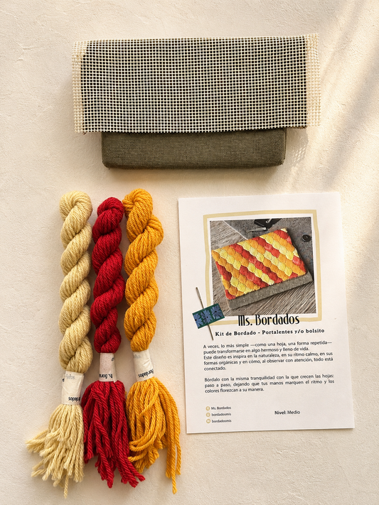 Canvas embroidery kit - Leaves Fuego Sunglasses Case