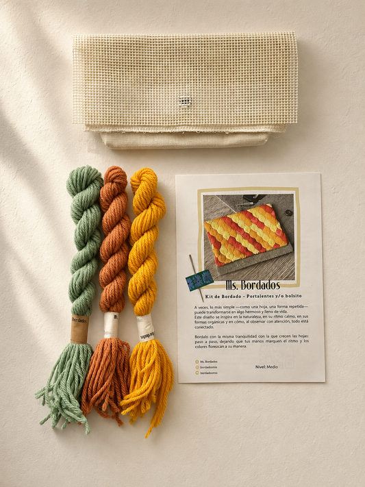 Canvas embroidery kit - Leaves Otoño Sunglasses Case