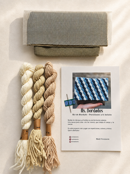 Kit de bordado en cañamazo - Portalentes Pez Arena - Ms. Bordados