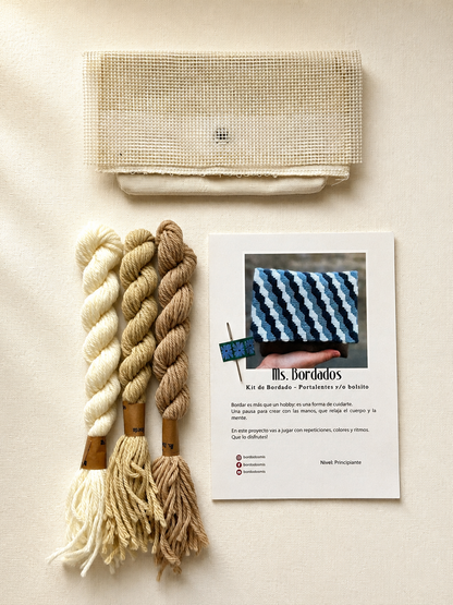 Kit de bordado en cañamazo - Portalentes Pez Arena - Ms. Bordados