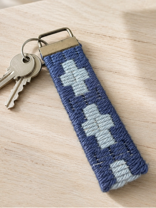 Canvas embroidery kit - Cruces Blue Keyring