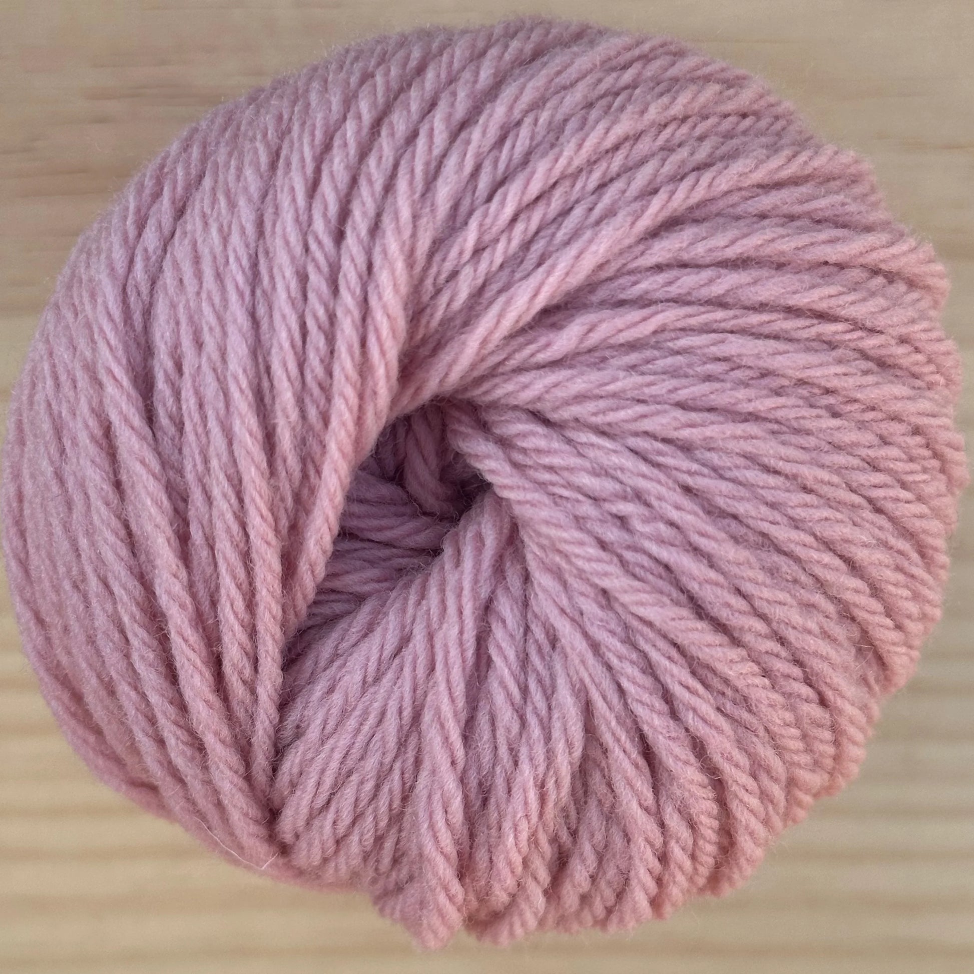 Ovillo de Lana 100% Española - Rosado #75 - Ms. Bordados